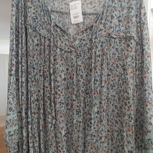 XL Suzanne Betro Weekend dusty blue floral blouse